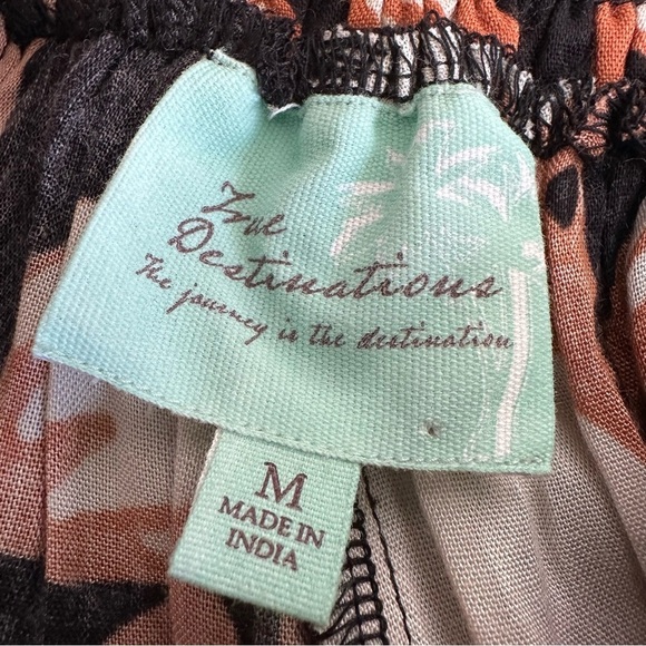 True Destinations Tropical Floral Wide Leg Pants, Medium - Picture 5 of 6